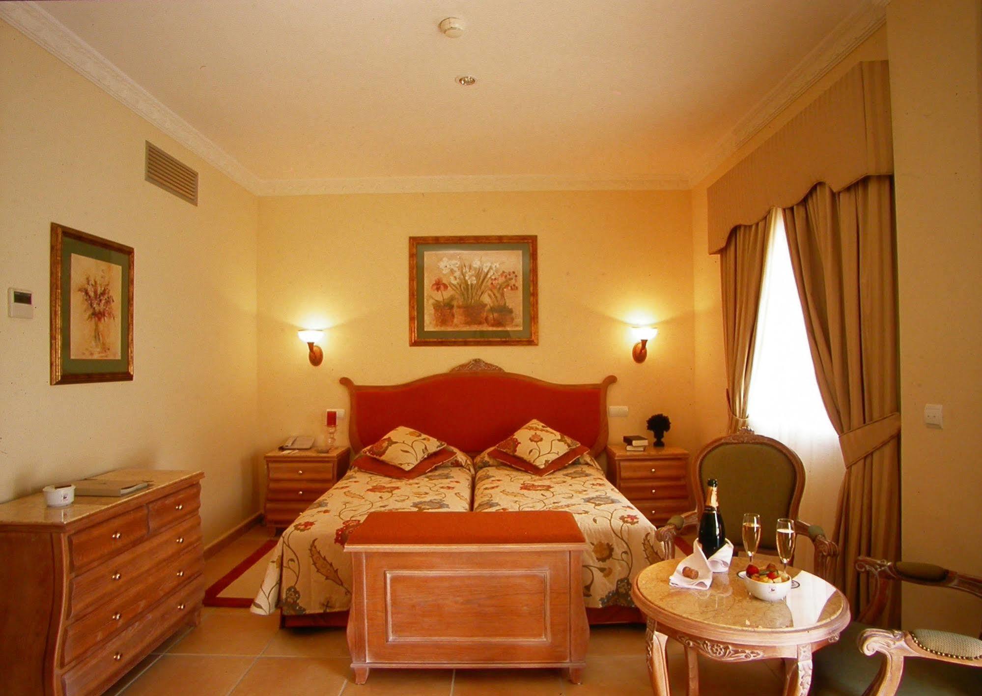 Gran Hotel Benahavis Spa Habitación foto